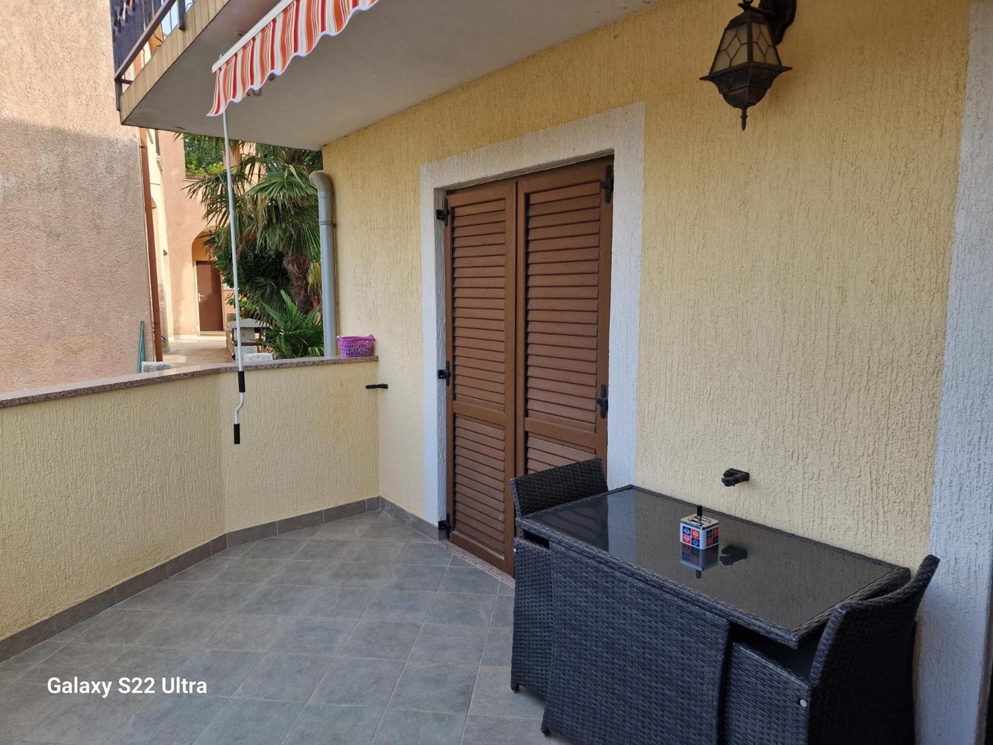 Apartments Uzila Family Mugeba Esterno foto