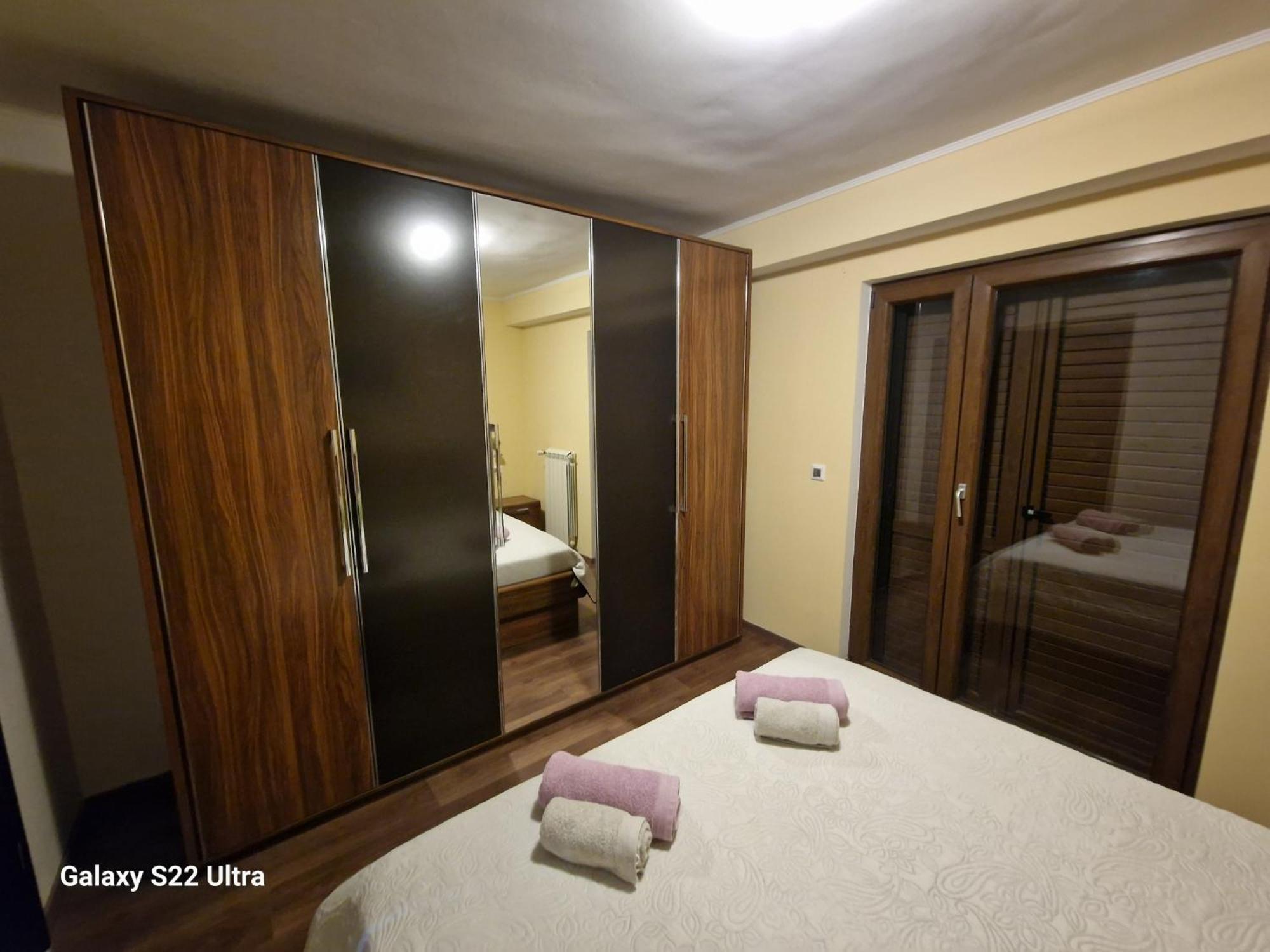 Apartments Uzila Family Mugeba Esterno foto